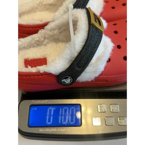 Crocs Classic Lined Santa Clog Kids Size J2 Red Faux Fur Cozy Holiday - Picture 8 of 8